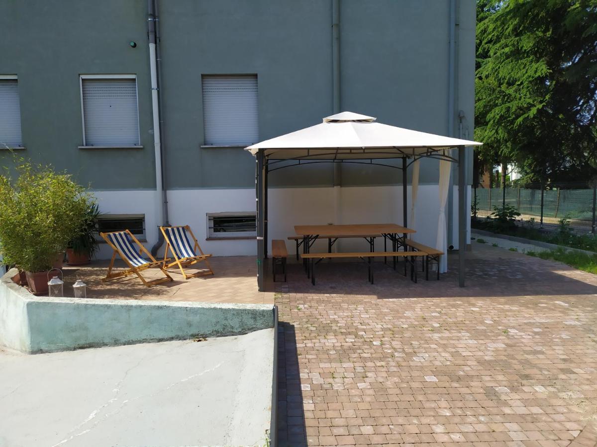 Casa Vacanze I Giardini Di Marzo San Giorgio di Mantova Buitenkant foto